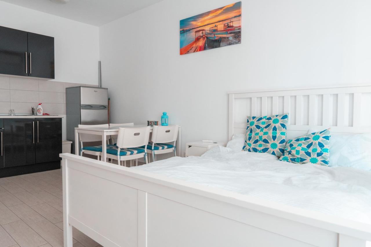 Bright Apartments Mamaia Nord Extérieur photo